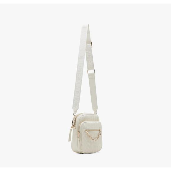 NWT Steve Madden Damien Matelasse Crossbody In Chalk - Picture 1 of 7